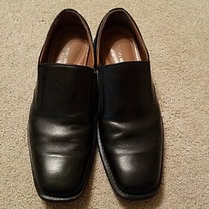 Dress shoes